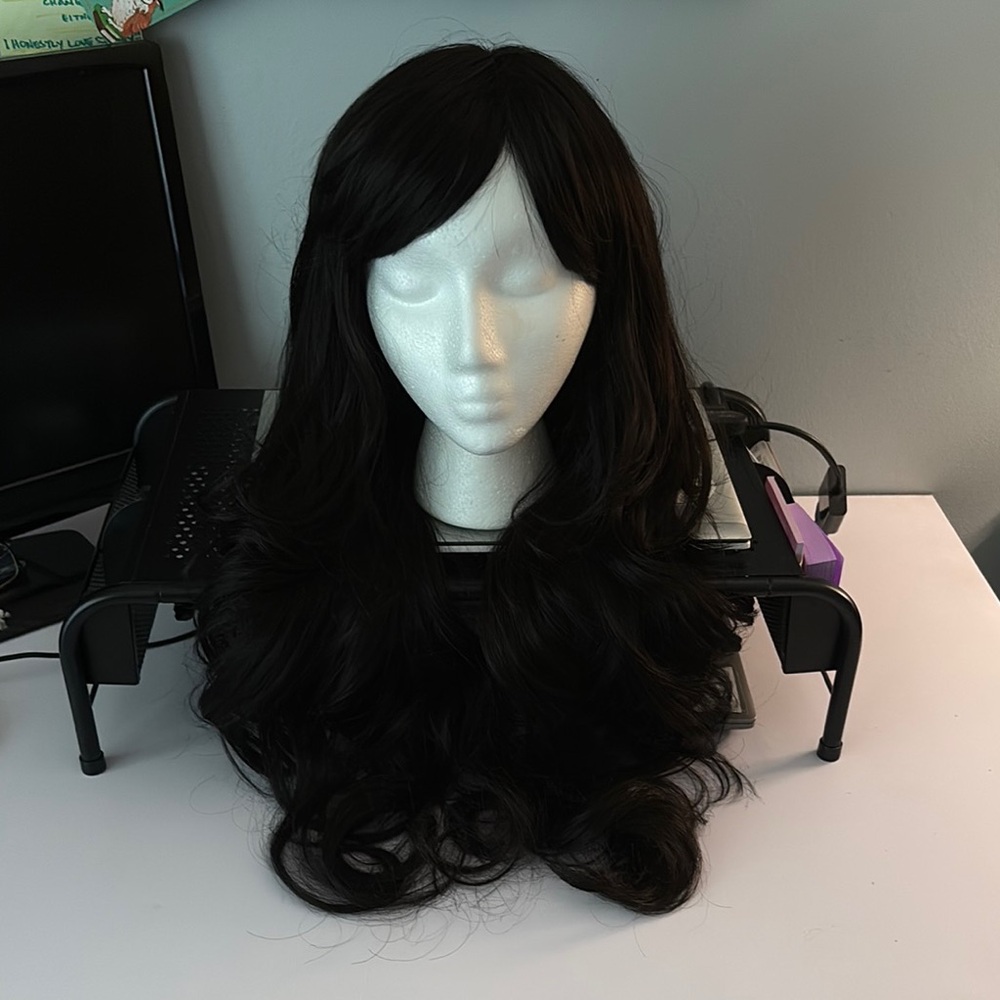 Bobbi Boss- Bahari - Elegant Black Women's Wig
